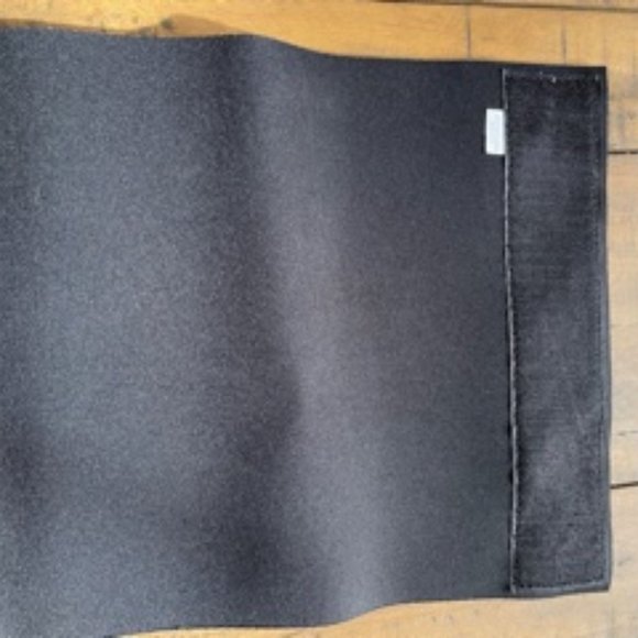 Bailey Waist Cincher - Picture 2 of 4